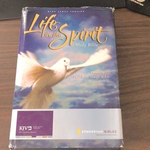 Life in the spirit study Bible